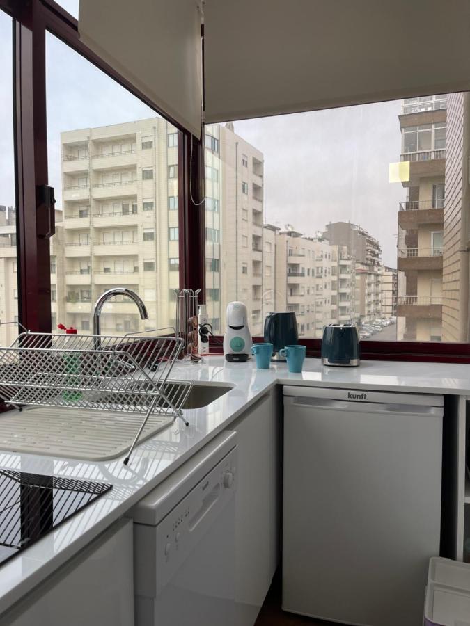 Lindo Em Gaia Ao Lado Bodegas Apartamento